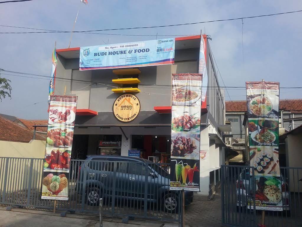 Budi House & Food Station Bandung Eksteriør bilde