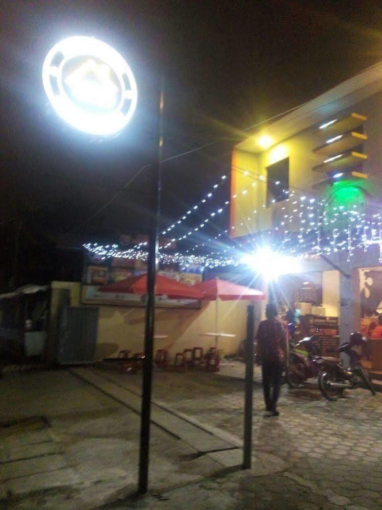 Budi House & Food Station Bandung Eksteriør bilde